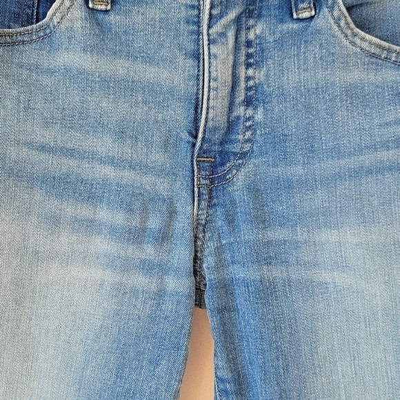 Lucky Brand Mid Rise Ava Crop Light Wash Size 6/28 - Picture 7 of 15